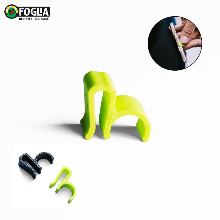 hat clip 11