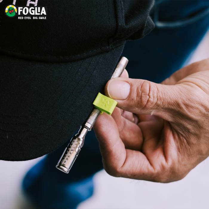 hat clip 3